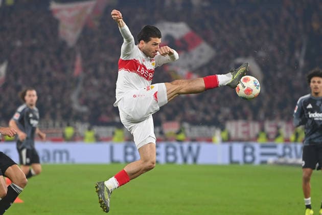 Leonidas STERGIOU VFB Stuttgart action,single action,single image,cropped image,full body shot,full figure Football 1 Bundesliga Season 2025 2026, 17 Matchday, Matchday17 VfB Stuttgart Eintracht Frankfurt 3 2 on 13 01 2026 MHP ARENA