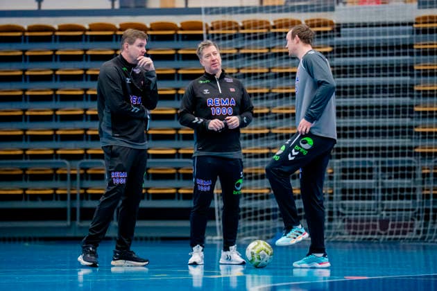 Handball European Championship Bekkestua 20260114 National team coach Martin Boquist, national team manager Jonas Wille and Sander Sagosen at the handball boys training in Nadderud arena before the European Handball Championship matches Photo Stian Lysberg Solum NTB Bekkestua Norway EDITORIAL USE ONLY RESTRICTED USE FOR BETTING COMPANIES  Copyright: xStianxLysbergxSolumx xNTBx