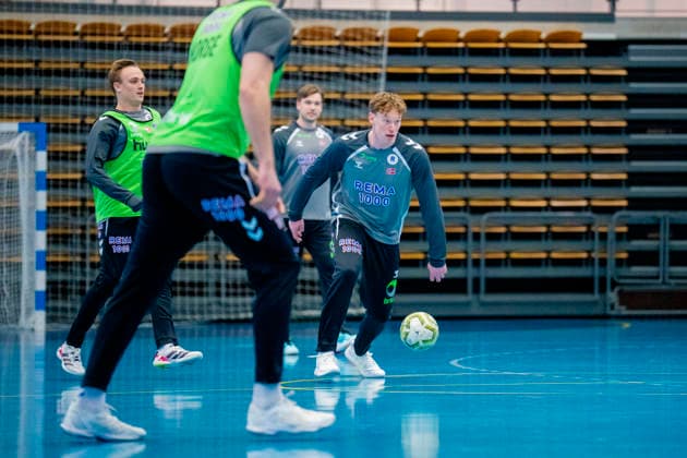 Handball European Championship Bekkestua 20260114 Gabriel Setterblom at the handball boys training in Nadderud arena before the European Handball Championship matches Photo Stian Lysberg Solum NTB Bekkestua Norway EDITORIAL USE ONLY RESTRICTED USE FOR BETTING COMPANIES  Copyright: xStianxLysbergxSolumx xNTBx