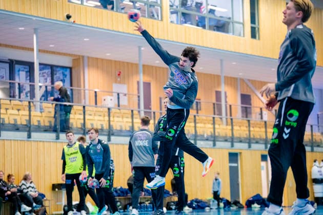 Handball European Championship Bekkestua 20260114 Simen Ulstad Lyse at the handball boys training in Nadderud arena before the European Handball Championship matches Photo Stian Lysberg Solum NTB Bekkestua Norway EDITORIAL USE ONLY RESTRICTED USE FOR BETTING COMPANIES  Copyright: xStianxLysbergxSolumx xNTBx