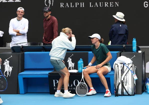 TENIS AUSTRALIAN OPEN 2026 14012026 N Z IGA SWIATEK, DARIA ABRAMOWICZ, KACPER ZUK I MACIEJ RYSZCZUK PODCZAS TRENINGU PRZED AUSTRALIAN OPEN W MELBOURNE MARCIN CHOLEWINSKI NEWSPIX.PL TENIS AUSTRALIAN OPEN 2026 14012026 IGA SWIATEK, DARIA ABRAMOWICZ, KACPER ZUK AND MACIEJ RYSZCZUK DURING PRACTICE SESSION BEFORE AUSTRALIAN OPEN IN MELBOURNE NEWSPIX.PL --- newspix.pl 