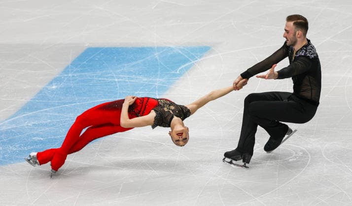 Sport Bilder des Tages 14th January 2026; Utilita Arena, Sheffield, Yorkshire, England; ISU Figure skating, Eiskunstlauf European Championships 2026, Day One; Anastasiia Metelkina and Luka Berulava of Georgia compete in the ISU European Figure Skating Pairs Short Program  RogerxEvans