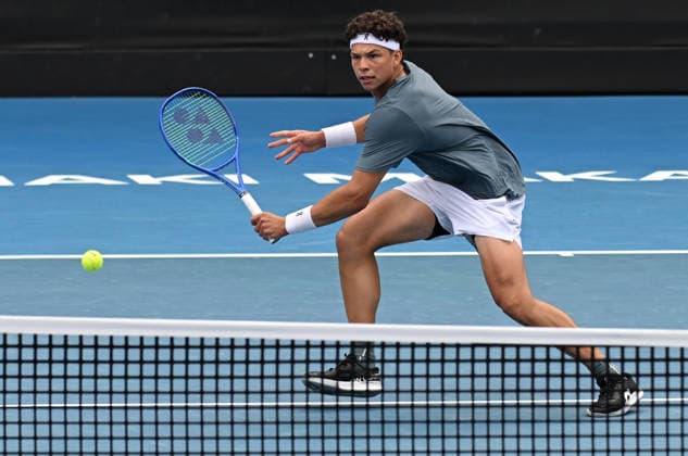 USA™s Ben Shelton during his first round singles match at the ASB Classic Men™s ATP, Tennis Herren 250 tennis tournament at Manuka Doctor Arena, Auckland, New Zealand. Wednesday 14 January 2026. Photo: Andrew Cornaga z Auckland New Zealand Copyright: xAndrewxCornaga x