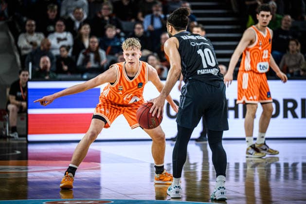Teo Milicic ratiopharm ulm and Kaza Kajami Keane niners Chemnitz battle for the ball during the EuroCup match between ratiopharm ulm v niners Chemnitz at ratiopharm Arena on January 14, 2026 in Neu Ulm, Germany, Germany Photo by Harry Langer DeFodi Images Teo Milicic ratiopharm ulm and Kaza Kajami Keane niners Chemnitz battle for the ball during the EuroCup match between ratiopharm ulm v niners Chemnitz at ratiopharm Arena on January 14, 2026 in Neu Ulm, Germany Photo by Harry Langer DeFodi Images Photo by Harry Langer DeFodi Images