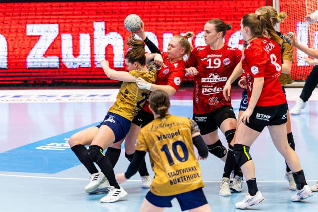 14 01 2026, GER, Handball, Women, Season 2025 2026, Alsco 1 Bl, 13 Matchday, Thueringer HC Buxtehuder SV Teresa von Prittwitz Buxtehuder SV , Lotta Heider Thueringer HC,7 99947 Bad Langensalza Salza Halle Sporthalle Mehrz Thüringen Germany