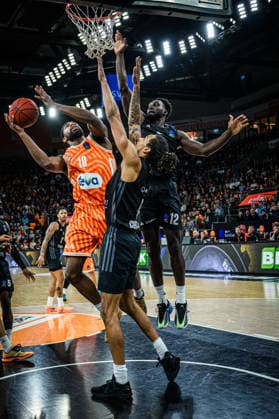 Malik Osborne ratiopharm ulm , Kevin Yebo niners Chemnitz and Amadou Sow niners Chemnitz battle for the ball during the EuroCup match between ratiopharm ulm v niners Chemnitz at ratiopharm Arena on January 14, 2026 in Neu Ulm, Germany Photo by Harry Langer DeFodi Images Malik Osborne ratiopharm ulm , Kevin Yebo niners Chemnitz and Amadou Sow niners Chemnitz battle for the ball during the EuroCup match between ratiopharm ulm v niners Chemnitz at ratiopharm Arena on January 14, 2026 in Neu Ulm, Germany Photo by Harry Langer DeFodi Images Photo by Harry Langer DeFodi Images