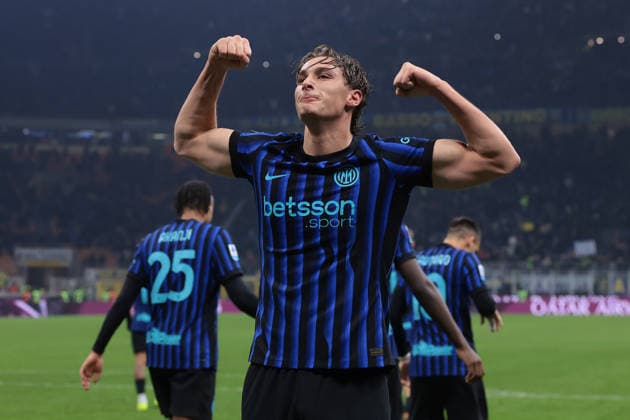Milan, Italy, 14th January 2026. Francesco Pio Esposito of FC Internazionale celebrates after scoring to give the hosts a 1-0 lead during the Internazionale vs Lecce Serie A match at Giuseppe Meazza, Milan. Picture credit should read: Jonathan Moscrop Sportimage EDITORIAL USE ONLY. No use with unauthorised audio, video, data, fixture lists, club league logos or live services. Online in-match use limited to 120 images, no video emulation. No use in betting, games or single club league player publications. SPI_042_JM_INTER_LECCE_ SPI-4413-0042