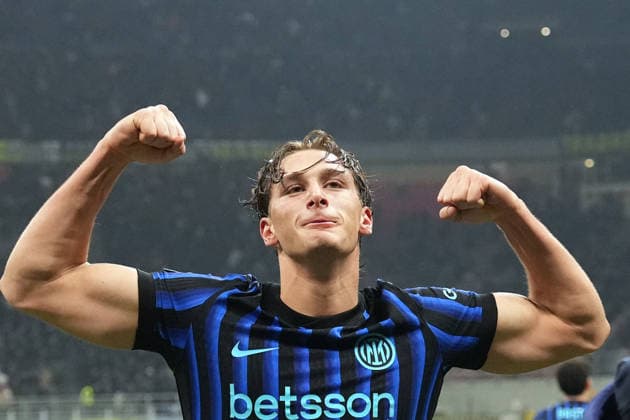 Inter Milan s Francesco Pio Esposito celebrates after scoring 1-0 during the Serie A soccer match between Inter and Lecce at the San Siro Stadium in Milan , north Italy - Sunday , January 14 , 2026. - Soccer .  Copyright: xSpada LaPressex