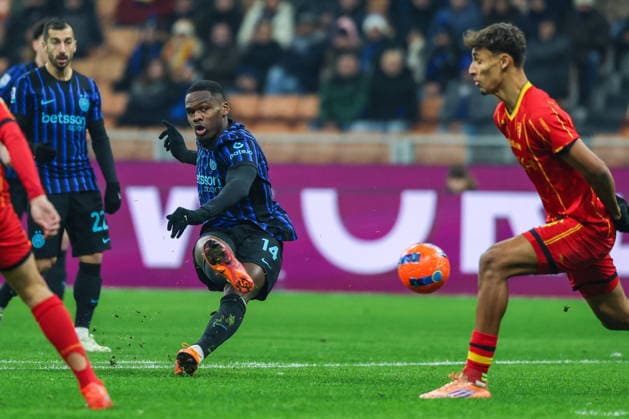 CALCIO - Serie A - Inter - FC Internazionale vs US Lecce Ange-Yoan Bonny of FC Internazionale seen in action during Serie A 2025 26 football match between FC Internazionale and US Lecce at San Siro Stadium in Milan Milan Italy  Copyright: xIPAxSport ABACAx