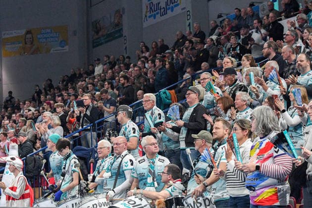 Moskitos fan club, fan club of SWD Powervolleys Düren, fans, audience, spectators, mood, atmosphere, stadium, 14 01 2026, Düren Germany , Volleyball, 1 Bundesliga Men, SWD Powervolleys Düren VfB Friedrichshafen xmhx