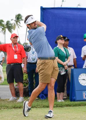 January 14, 2026, Honolulu, Hawaii, USA: BEAU HOSSLER tees off from the 10th Hole during the Pro-Am round at the 2026 Sony Open in Honolulu, Hawaii on January 14, 2026. Honolulu USA - ZUMAm310 20260114_zsp_m310_031 Copyright: xElliotxMilesx