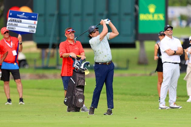 January 14, 2026 - Actor Gabriel Luna hits from the 8th fairway during a Pro-Am prior to the 2026 Sony Open in Hawaii at Waialae Country Club in Honolulu, HI - CSM Honolulu USA - ZUMAc04_ 20260114_zma_c04_165 Copyright: xAndrewxLeex