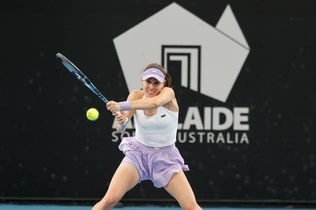 January 15, 2026, Adelaide, South Australia, Australia: KIMBERLY BIRRELL of Australia in action during her quarter final win over J. Cristian of Romania 5:7, 6:1, 7:5, during the 2026 Adelaide International Tennis Tournament Adelaide Australia - ZUMAw216 20260115_zsp_w216_013 Copyright: xMarkxWilloughbyx