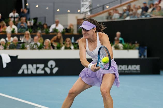 January 15, 2026, Adelaide, South Australia, Australia: KIMBERLY BIRRELL of Australia in action during her quarter final win over J. Cristian of Romania 5:7, 6:1, 7:5, during the 2026 Adelaide International Tennis Tournament Adelaide Australia - ZUMAw216 20260115_zsp_w216_030 Copyright: xMarkxWilloughbyx