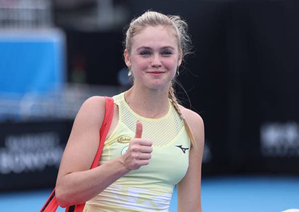 January 15, 2026, Melbourne, Victoria, Australia: LINDA KLIMOVICOVA of Poland during the match of Australian Open qualification, Melbourne, Australia. Melbourne Australia - ZUMAc278 20260115_zsp_c278_029 Copyright: xMarcinxCholewinskix