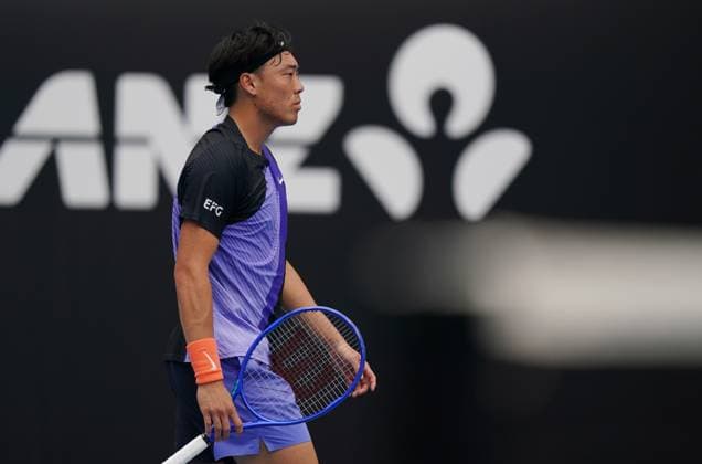 (260115) -- MELBOURNE, Jan. 15, 2026 -- Coleman Wong of China s Hong Kong reacts during the men s singles qualifying final round match against Elias Ymer of Sweden at Australian Open tennis tournament in Melbourne, Australia, Jan. 15, 2026. (Photo by Xinhua) (SP)AUSTRALIA-MELBOURNE-TENNIS-AUSTRALIAN OPEN-MEN S SINGLES-QUALIFYING WangxShen 