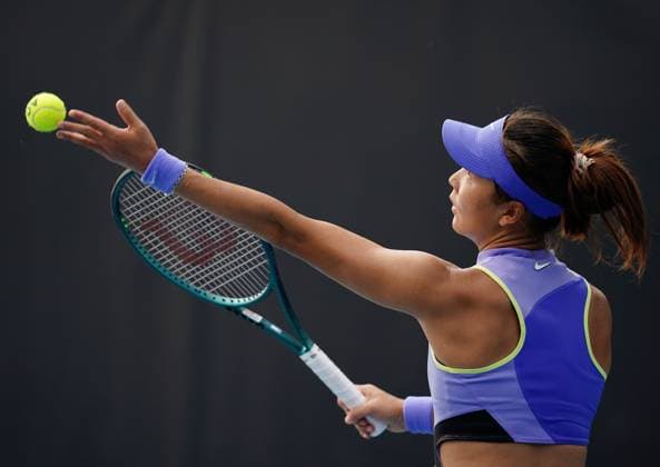(260115) -- MELBOURNE, Jan. 15, 2026 -- Yuan Yue of China serves during the women s singles qualifying final round match against Tamara Zidansek of Slovenia at Australian Open tennis tournament in Melbourne, Australia, Jan. 15, 2026. (Photo by Xinhua) (SP)AUSTRALIA-MELBOURNE-TENNIS-AUSTRALIAN OPEN-WOMEN S SINGLES-QUALIFYING WangxShen 