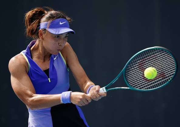 (260115) -- MELBOURNE, Jan. 15, 2026 -- Yuan Yue of China hits a return during the women s singles qualifying final round match against Tamara Zidansek of Slovenia at Australian Open tennis tournament in Melbourne, Australia, Jan. 15, 2026. (Photo by Xinhua) (SP)AUSTRALIA-MELBOURNE-TENNIS-AUSTRALIAN OPEN-WOMEN S SINGLES-QUALIFYING WangxShen 
