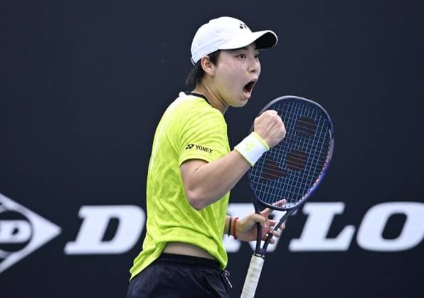 (260115) -- MELBOURNE, Jan. 15, 2026 -- Bai Zhuoxuan of China celebrates during the women s singles qualifying final round match against Darja Vidmanova of the Czech Republic at Australian Open tennis tournament in Melbourne, Australia, Jan. 15, 2026. (Photo by Xinhua) (SP)AUSTRALIA-MELBOURNE-TENNIS-AUSTRALIAN OPEN-WOMEN S SINGLES-QUALIFYING WangxShen 