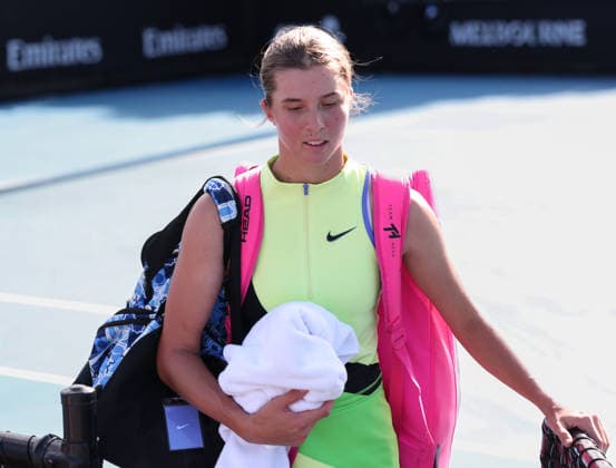Lilli Tagger AUT leaves the court after the defeat, Australian Open 2026 Qualifier, Melbourne Park Melbourne, Victoria, Australia Copyright: xJuergenxHasenkopfx
