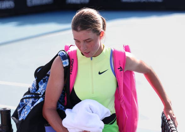 Lilli Tagger AUT leaves the court after the defeat, Australian Open 2026 Qualifier, Melbourne Park, Melbourne Park, Melbourne, Victoria, Australia Copyright: xJuergenxHasenkopfx