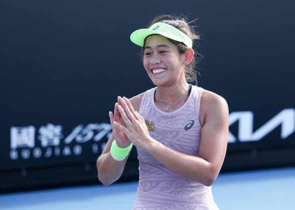 Lanlana Tararudee THA cheers after winning, jubilation, joy, emotion, Australian Open 2026 qualifier Melbourne Park, Melbourne, Victoria, Australia Copyright: xJuergenxHasenkopfx