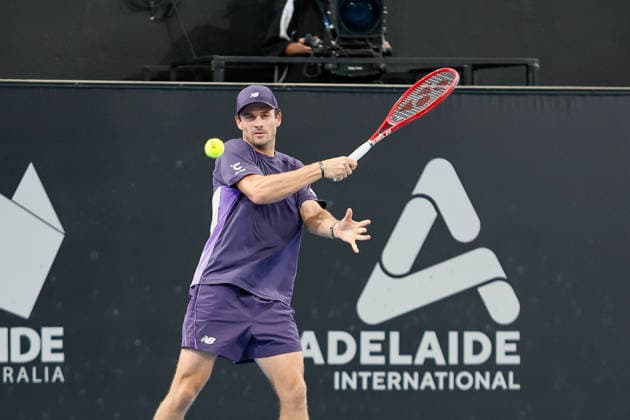 January 15, 2026, Adelaide, South Australia, Australia: TOMMY PAUL of USA in action during his quarter final win over A. VUKIC of Australia 6:3, 6:2, during the 2026 Adelaide International Tennis Tournament Adelaide Australia - ZUMAw216 20260115_zsp_w216_125 Copyright: xMarkxWilloughbyx