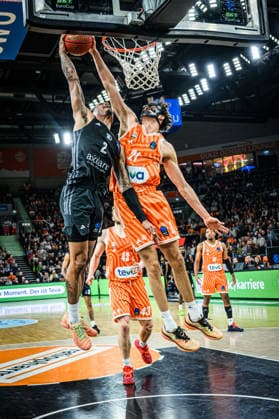 Nike Sibande niners Chemnitz and Alec Anigbata ratiopharm ulm battle for the ball during the EuroCup match between ratiopharm ulm v niners Chemnitz at ratiopharm Arena on January 14, 2026 in Neu Ulm, Germany, Germany Photo by Harry Langer DeFodi Images Nike Sibande niners Chemnitz and Alec Anigbata ratiopharm ulm battle for the ball during the EuroCup match between ratiopharm ulm v niners Chemnitz at ratiopharm Arena on January 14, 2026 in Neu Ulm, Germany Photo by Harry Langer DeFodi Images Photo by Harry Langer DeFodi Images