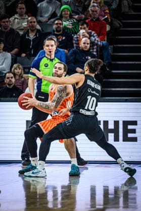 Christopher Ledlum ratiopharm ulm and Kaza Kajami Keane niners Chemnitz battle for the ball during the EuroCup match between ratiopharm ulm v niners Chemnitz at ratiopharm Arena on January 14, 2026 in Neu Ulm, Germany, Germany Photo by Harry Langer DeFodi Images Christopher Ledlum ratiopharm ulm and Kaza Kajami Keane niners Chemnitz battle for the ball during the EuroCup match between ratiopharm ulm v niners Chemnitz at ratiopharm Arena on January 14, 2026 in Neu Ulm, Germany Photo by Harry Langer DeFodi Images Photo by Harry Langer DeFodi Images