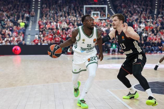 Jerian Grant Panathinaikos AKTOR Athens, 22 with Andreas Obst FC Bayern Basketball, 13 , GER, FC Bayern Basketball vs Panathinaikos AKTOR Athens, Basketball, Euroleague, 22 Matchday, Season 2025 2026, 15 01 2026, GER, FC Bayern Basketball vs Panathinaikos AKTOR Athens, Basketball, Euroleague, 22 Matchday, Season 2025 2026, 15 01 2026 Munich Copyright: xEibner-Pressefoto JennixMaulx EP_JML