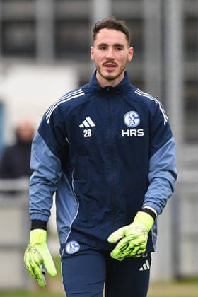 Goalkeeper Justin Heekeren Schalke 04 GER, Football, Second Bundesliga, Training, Schalke 04 Season 2025 26, 15 01 2026 DFL DFB REGULATIONS PROHIBIT ANY USE OF PHOTOGRAPHS AS IMAGE SEQUENCES AND OR QUASI VIDEO GER, Football, Second Bundesliga, Training, Schalke 04 Season 2025 26, 15 01 2026 Gelsenkirchen Copyright: xEibner-Pressefoto ThomasxThienelx EP_TTL