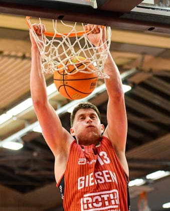 2 Bundesliga Pro A, 18 Matchday, 46ers, Basketball, Basketball season 2025 2026, BBL, Germany, Gießen 46ers Artland Dragons, Gießen in red, Men, Dragons in white