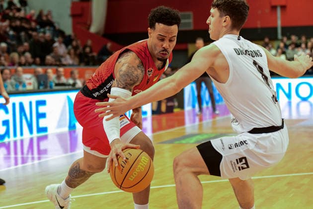 Daniel Norl, Dominik Dolic 2 Bundesliga Pro A, 18 Matchday, 46ers, Basketball, Basketball season 2025 2026, BBL, Germany, Gießen 46ers Artland Dragons, Gießen in red, Men, Dragons in white