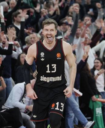 Bayerns cheers 13 Andreas OBST Basketball Bayern Panathinaikos Athens Euroleague, FC Bayern Basketball Panathinaikos AKTOR Athens, round 22, season 2025 2026, on 15 01 2026 in Munich, S A P G A R D E N, Germany Source Copyright Credit Oryk HAIST xBASKETBALL-BAYERN-PANTHINAIKOSx