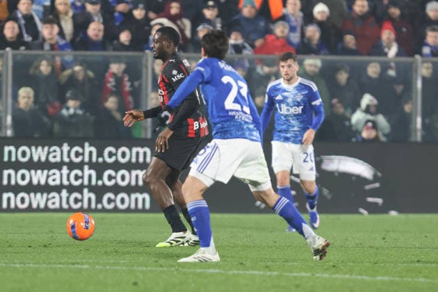 ComoÕs AC Milan s Youssouf Fofana during the Serie A soccer match between Como and Milan at the Giuseppe Sinigaglia stadium in Como, north Italy - January 15, 2026 - Soccer.  Copyright: xAntonioxSaiai LaPressex