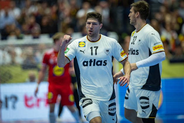 HERNING, DENMARK - JANUARY 15: celebration goal celebration Lukas Zerbe (Germany, 17) during the EHF EURO 2026 match between Germany vs Austria at Jyske Bank Boxen Arena on matchday 1 of the Group Matches Group A on January 15, 2026 in Herning, Denmark. Midtjylland Denmark Copyright: xMarioxM.xKobergx