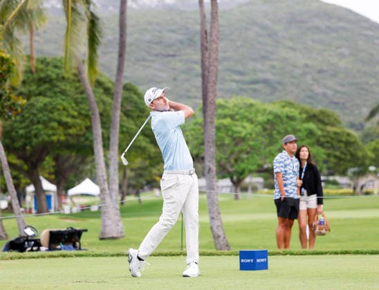 January 15, 2026, Honolulu, Hawaii, USA: NICK TAYLOR tees off from the 11th tee box during Round 1 of the 2026 Sony Open in Honolulu, Hawaii on January 15, 2026. Honolulu USA - ZUMAm310 20260115_zsp_m310_009 Copyright: xElliotxMilesx