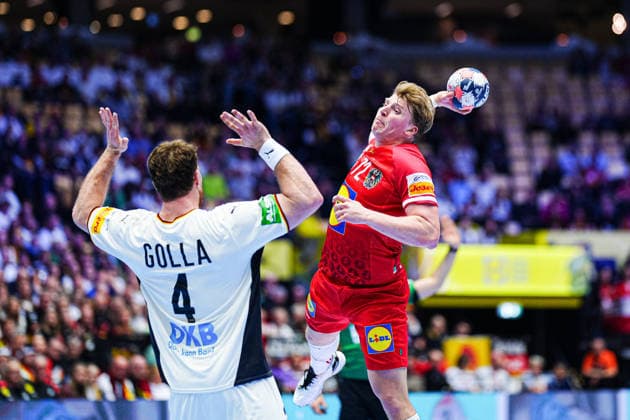 Throw Goal Lukas Hutecek Austria, 72 DEN, Germany vs Austria, Handball, EHF European Championship 2026, Group A, Matchday 1, 15 01 2026 DEN, Germany vs Austria, Handball, EHF European Championship 2026, Group A, Matchday 1, 15 01 2026 Herning Copyright: xEibner-Pressefoto MarcelxvonxFehrnx EP_MFN
