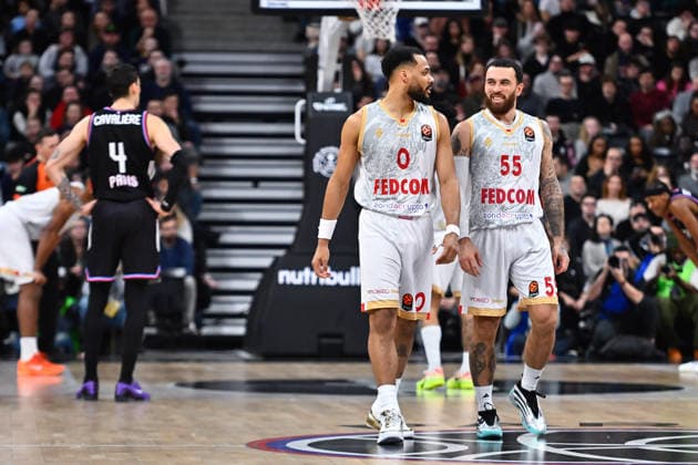 BASKET : Paris Basket vs AS Monaco - Euroleague - 15 01 2026 Elie Okobo ( 0 - Monaco ) talks with Mike JAMES ( 55 - Monaco ) during the Euroleague match between Paris Basketball and AS Monaco at Adidas Arena on January 15, 2026 in Paris, France. ( Photo by Federico Pestellini PSNewz ) - ParisFrance  Copyright: xFedericoxPestellinix