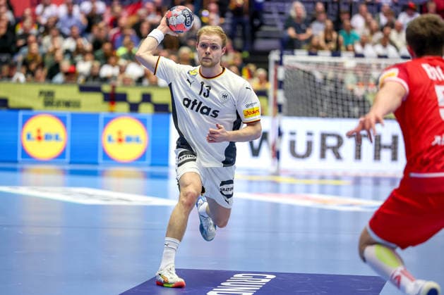 15 01 2026, Handball, Men s EHF EURO 2026, Germany Austria, Jyske Bank Boxen in Herning, Denmark, Preliminary Round Matthes Langhoff Germany 13 Denmark