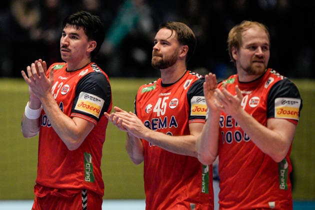 European Handball Championship, Norway Ukraine Baerum 20260115 Norway s Simen Lyse, Simen Schonningsen and Magnus Fredriksen after the European Championship handball match between Norway and Ukraine in Unity arena Photo Stian Lysberg Solum NTB Baerum Norway EDITORIAL USE ONLY RESTRICTED USE FOR BETTING COMPANIES  Copyright: xStianxLysbergxSolumx xNTBx