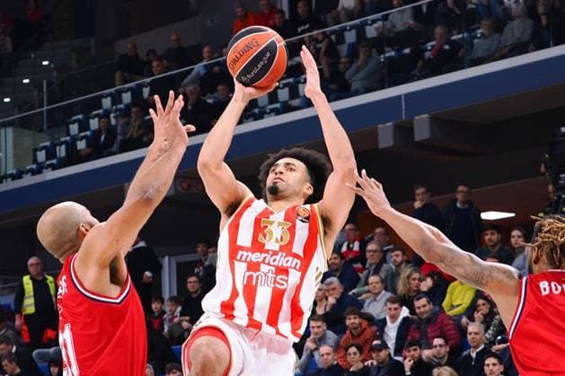 Jordan Nwora (Crvena Zvezda Meridianbet Belgrade) during EA7 Emporio Armani Milano vs Crvena Zvezda Meridianbet Belgrade, Basketball Euroleague match in Assago (MI), Italy, January 15 2026  Copyright: xSavinoxPaolella IPAxSportx xipa-agency.netx xx IPA_70110447 IPA_Agency_IPA70110447
