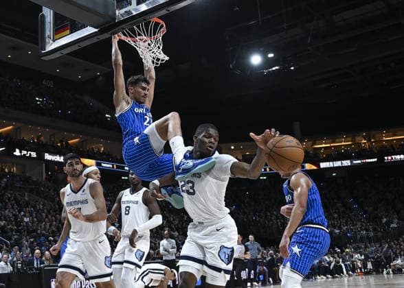 Orlando Magic v Memphis Grizzlies - NBA, Basketball Herren, USA Berlin 2026 BERLIN, GERMANY - JANUARY 15: Tristan da Silva (23) of Orlando Magic competes for the ball during NBA Berlin 2026 match between Orlando Magic and Memphis Grizzlies at Uber Arena in Berlin, Germany on January 15, 2026. Halil Sagirkaya Anadolu Berlin Germany. Editorial use only. Please get in touch for any other usage.  Copyright: x2026xAnadoluxHalilxSagirkayax