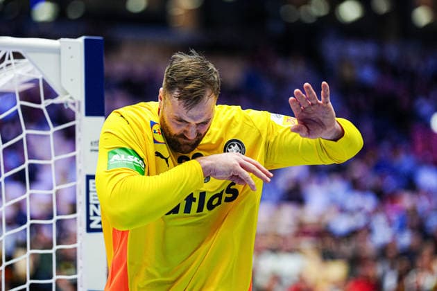 Injury Andreas Wolff Germany, 33 with resin in the eye DEN, Germany vs Austria, Handball, EHF European Championship 2026, Group A, Matchday 1, 15 01 2026 DEN, Germany vs Austria, Handball, EHF European Championship 2026, Group A, Matchday 1, 15 01 2026 Herning Copyright: xEibner-Pressefoto MarcelxvonxFehrnx EP_MFN