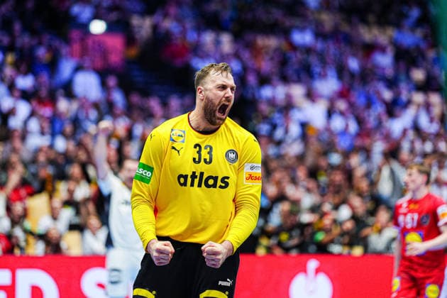 Jubel nach Parade Andreas Wolff (Deutschland, 33) DEN, Deutschland vs. Oesterreich, Handball, EHF Europameisterschaft 2026, Gruppe A, Spieltag 1, 15.01.2026 DEN, Deutschland vs. Oesterreich, Handball, EHF Europameisterschaft 2026, Gruppe A, Spieltag 1, 15.01.2026 Herning *** Andreas Wolff Germany, 33 DEN, Germany vs. Austria, Handball, EHF European Championship 2026, Group A, Matchday 1, 15 01 2026 DEN, Germany vs. Austria, Handball, EHF European Championship 2026, Group A, Matchday 1, 15 01 2026 Herning Copyright: xEibner-Pressefoto MarcelxvonxFehrnx EP_MFN