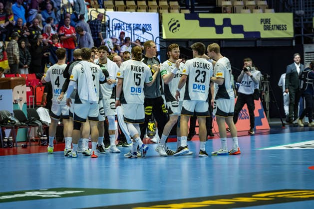 HERNING, DENMARK - JANUARY 15: celebration after victory team Germany during the EHF EURO 2026 match between Germany vs Austria at Jyske Bank Boxen Arena on matchday 1 of the Group Matches Group A on January 15, 2026 in Herning, Denmark. Midtjylland Denmark Copyright: xMarioxM.xKobergx