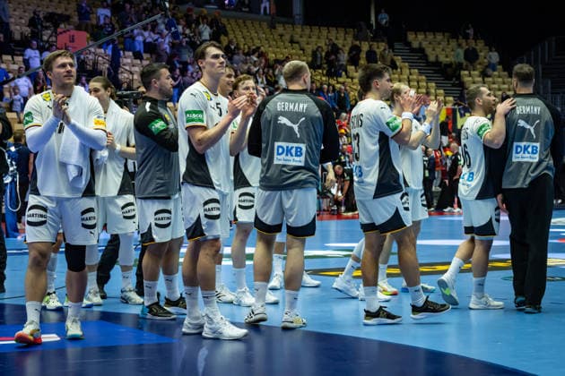 HERNING, DENMARK - JANUARY 15: celebration after victory team Germany during the EHF EURO 2026 match between Germany vs Austria at Jyske Bank Boxen Arena on matchday 1 of the Group Matches Group A on January 15, 2026 in Herning, Denmark. Midtjylland Denmark Copyright: xMarioxM.xKobergx