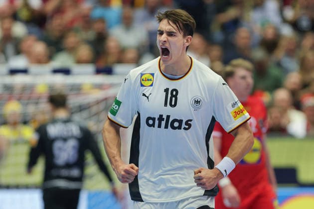 Germany Austria, EHF EM 2026 Julian Köster Germany, 18 Handball EHF European Championship, international match between Germany and Austria on January 15, 2026 in Herning Denmark , Herning Denmark Jyske Bank Boxen
