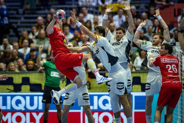 HERNING, DENMARK - JANUARY 15: Austria in attack during the EHF EURO 2026 match between Germany vs Austria at Jyske Bank Boxen Arena on matchday 1 of the Group Matches Group A on January 15, 2026 in Herning, Denmark. Midtjylland Denmark Copyright: xMarioxM.xKobergx