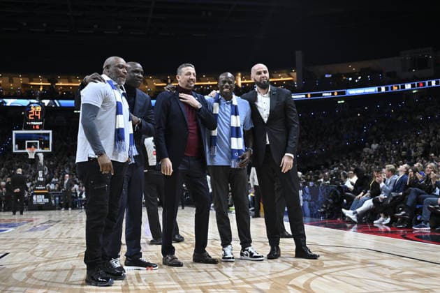 NBA, Basketball Herren, USA Berlin 2026: Orlando Magic v Memphis Grizzlies BERLIN, GERMANY – JANUARY 15: Hidayet Turkoglu, President of the Turkish Basketball Federation and former NBA player, greets the crowd during the NBA Berlin 2026 game between the Orlando Magic and the Memphis Grizzlies at Uber Arena in Berlin, Germany on January 15, 2026. Halil Sagirkaya Anadolu Berlin Germany. Editorial use only. Please get in touch for any other usage.  Copyright: x2026xAnadoluxHalilxSagirkayax